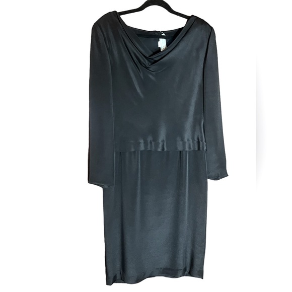 CARDIERE ET CIE BLACK SILK ONE PIECE BUTTON BACK DRESS GREAT CONDITION (10) - Picture 1 of 8